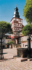 Marktplatz mit Rathaus